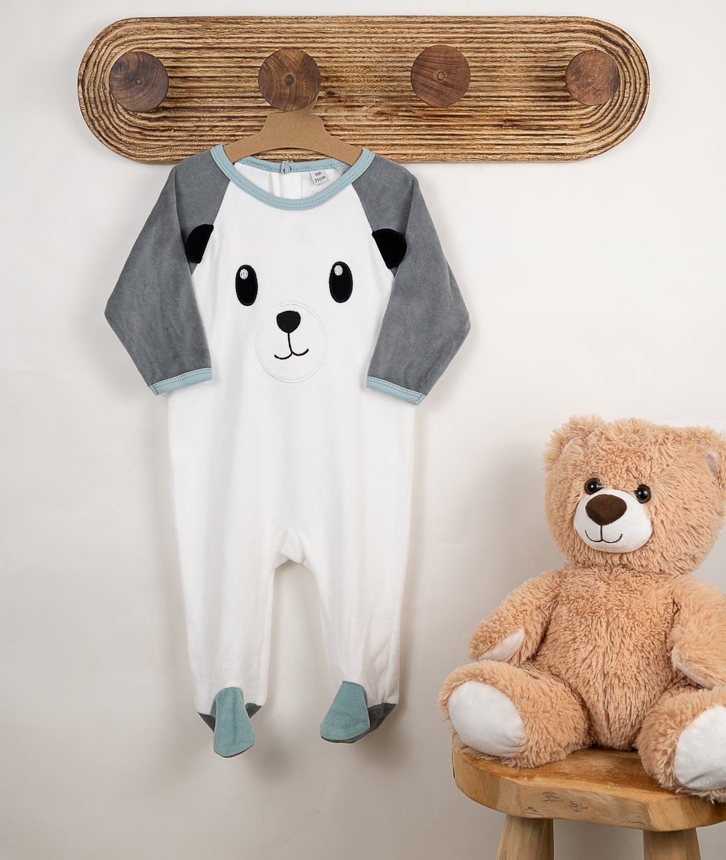 Pyjama Panda